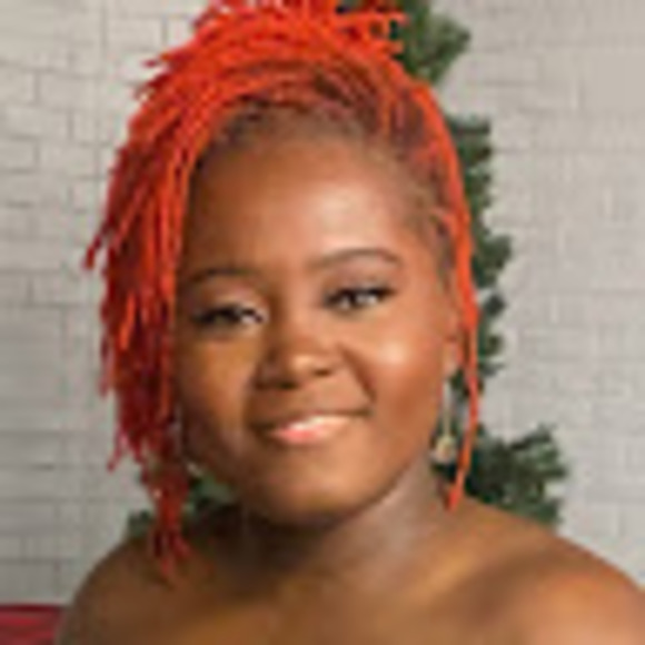 Meet your Posher, Ruth - Picture 1 of 1